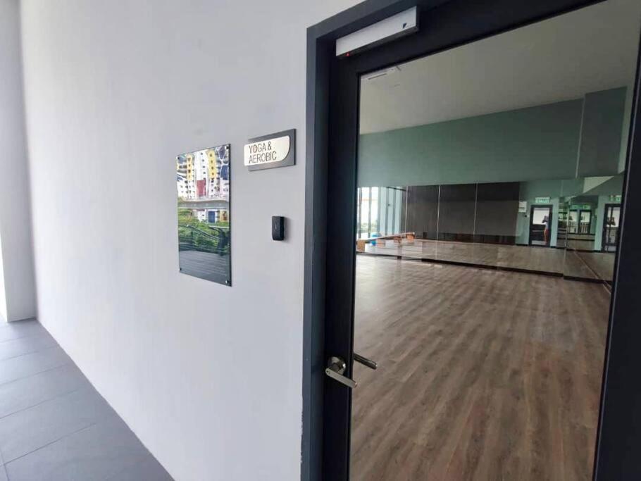 Neu 3rdnvenue Near Klcc - Cozy 2 Bedroom *